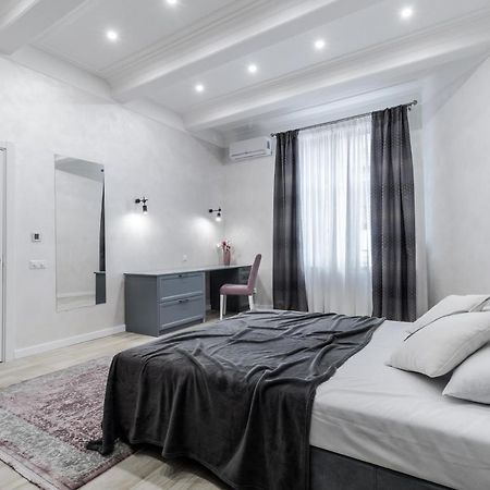 Inshiapartments On Lysenka Str Lviv Exterior photo