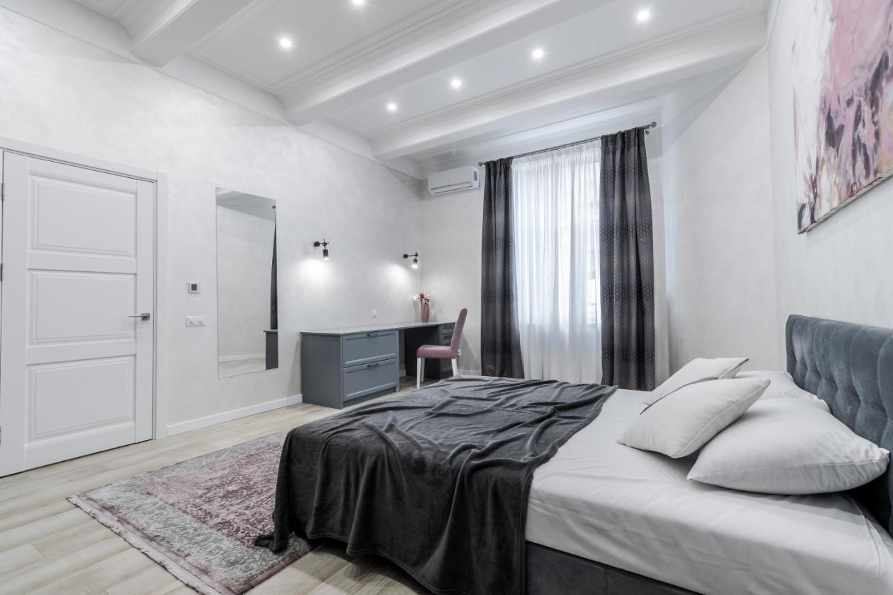 Inshiapartments On Lysenka Str Lviv Exterior photo